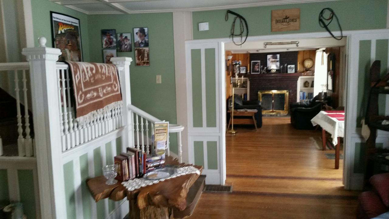 Indiana Jones Bed And Breakfast Antonito Exterior photo